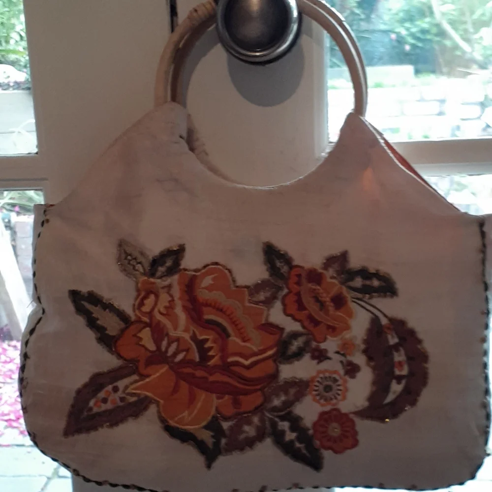 Vintage Cane Handle Hand Bag with front & rear embroidery detailing - Picture 1 of 11